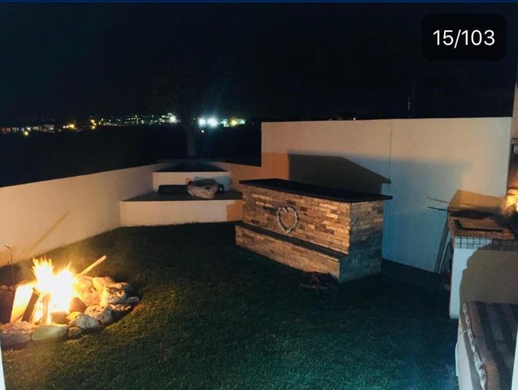 Perfect 10 - 10 To 13 Sleeper Luxury Holiday Home Breakage Deposit Of R2500 Per Weekend Lease Langebaan Exterior photo