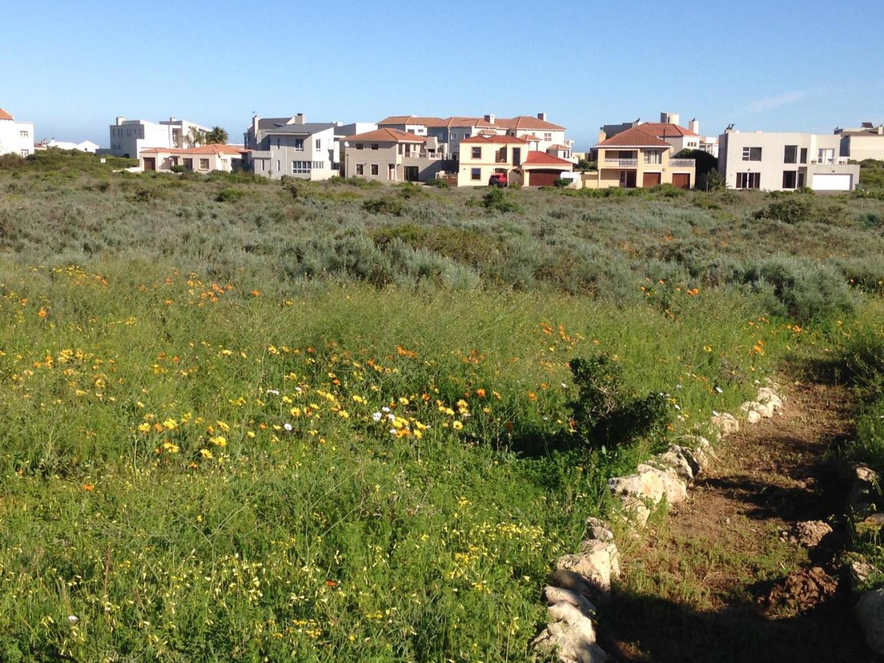 Perfect 10 - 10 To 13 Sleeper Luxury Holiday Home Breakage Deposit Of R2500 Per Weekend Lease Langebaan Exterior photo