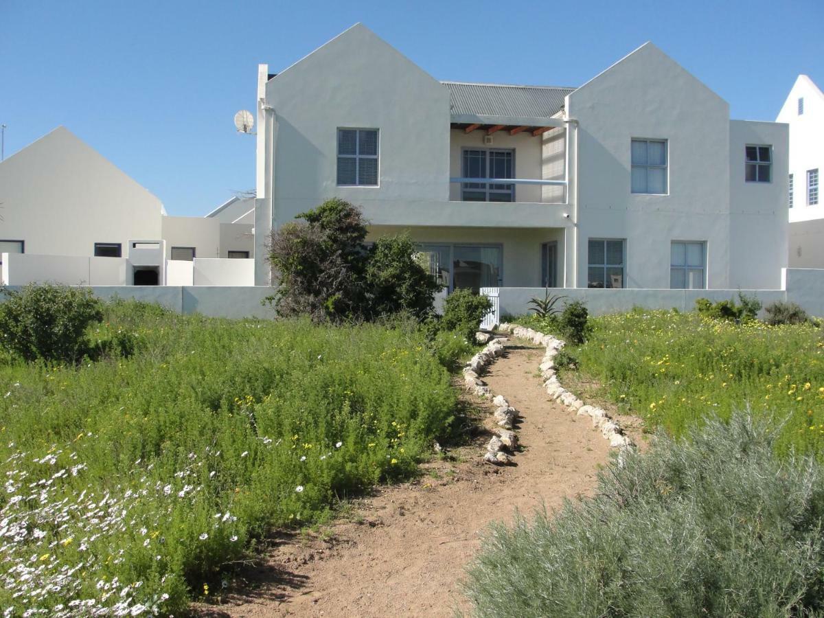 Perfect 10 - 10 To 13 Sleeper Luxury Holiday Home Breakage Deposit Of R2500 Per Weekend Lease Langebaan Exterior photo